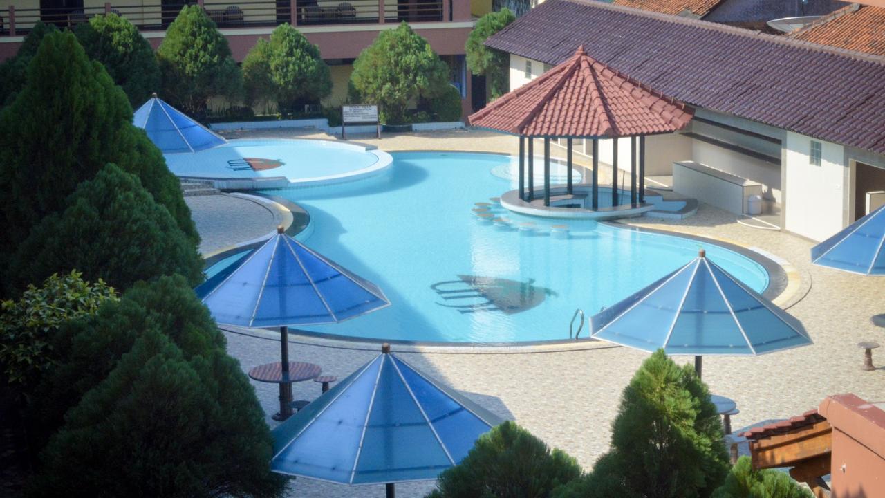 Uni Beach Hotel 庞岸达兰 外观 照片