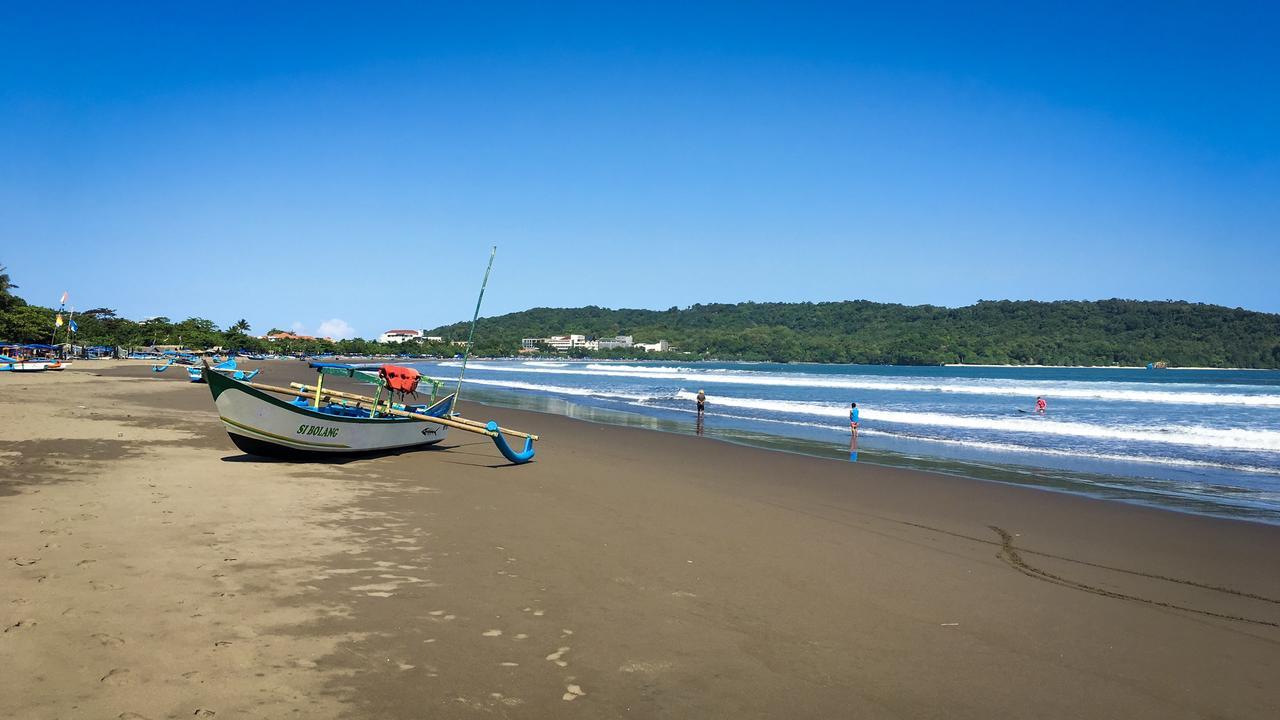 Uni Beach Hotel 庞岸达兰 外观 照片